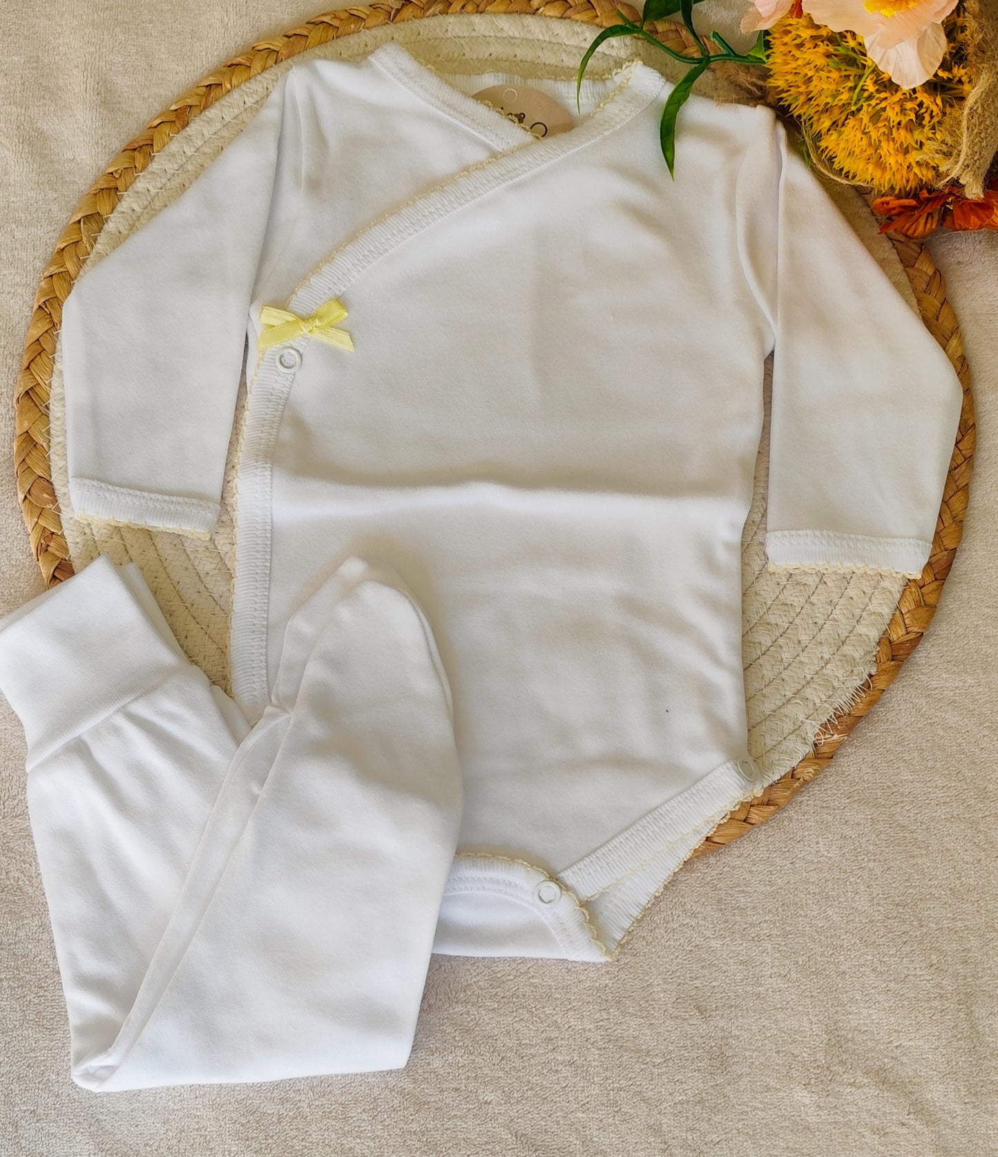 Conjunto de interiores com carda