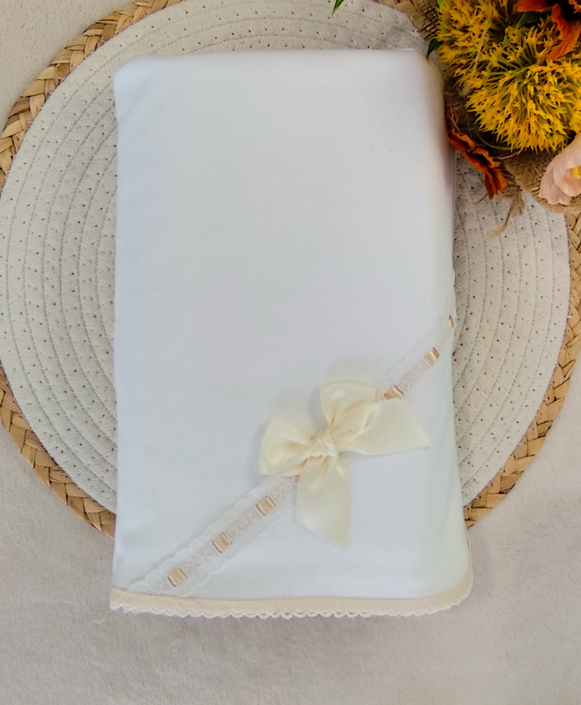 Conjunto com babete, toalha,fralda,prende chupeta