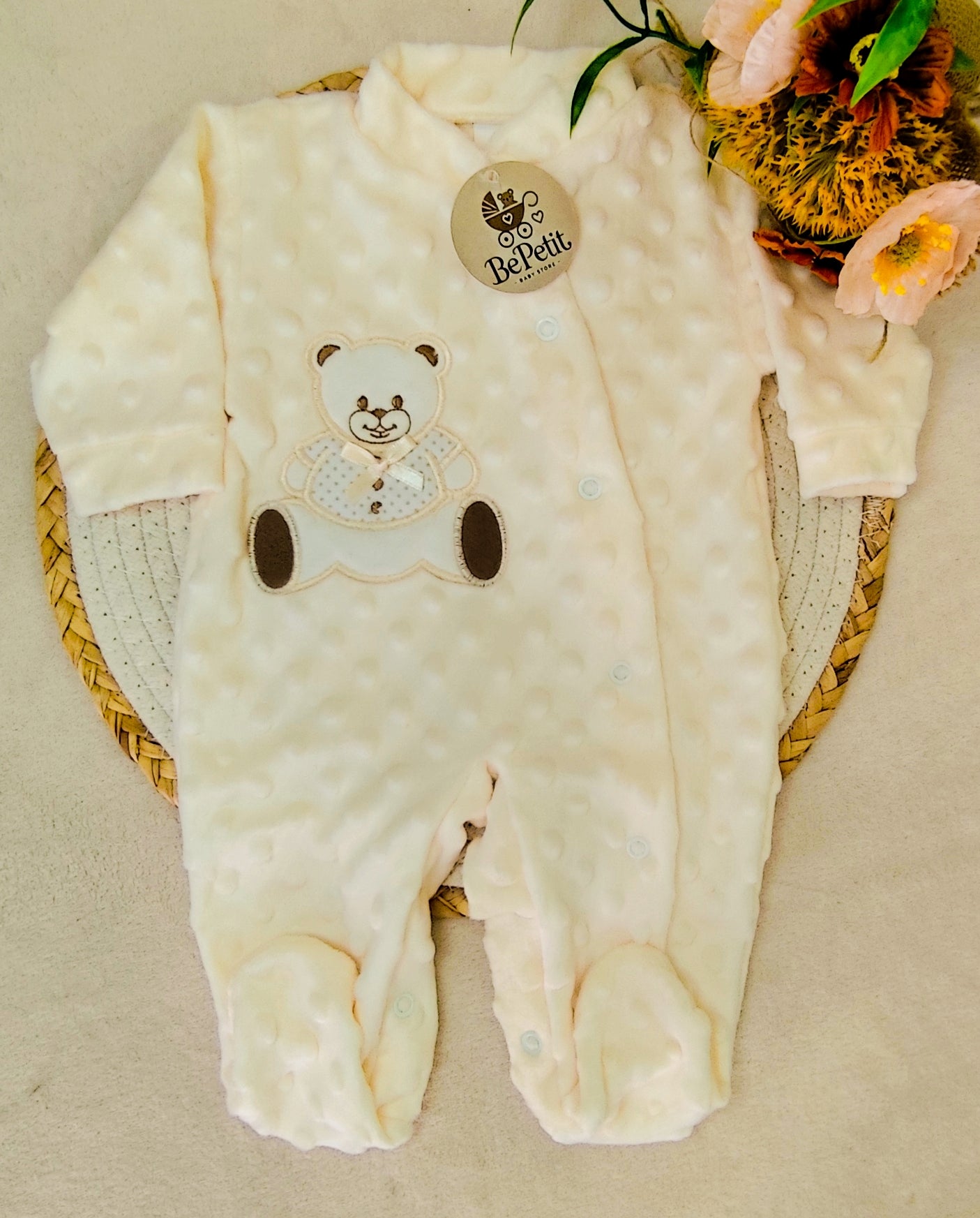 Conjunto babygrow + Manta polar tecido pipoca