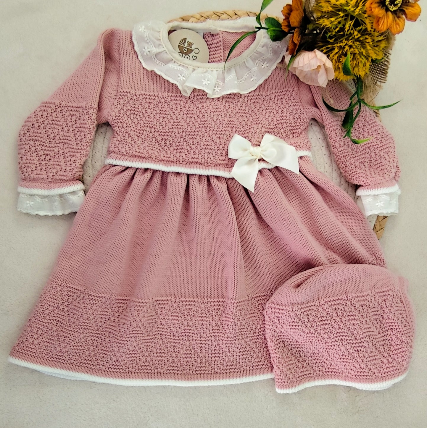 Vestido em malha lacinho de cetim