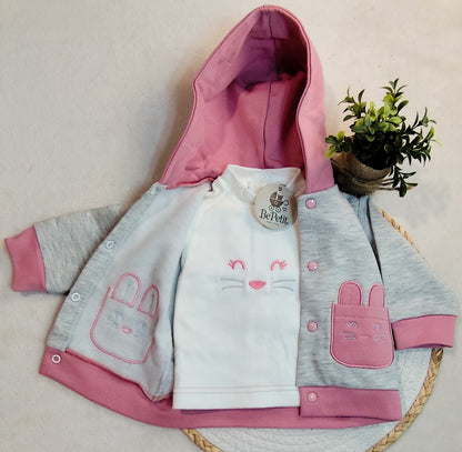 Conjunto cinza de três peças coelhinho