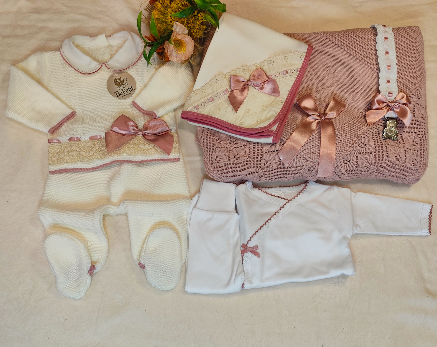 Enxoval saída de maternidade rosa