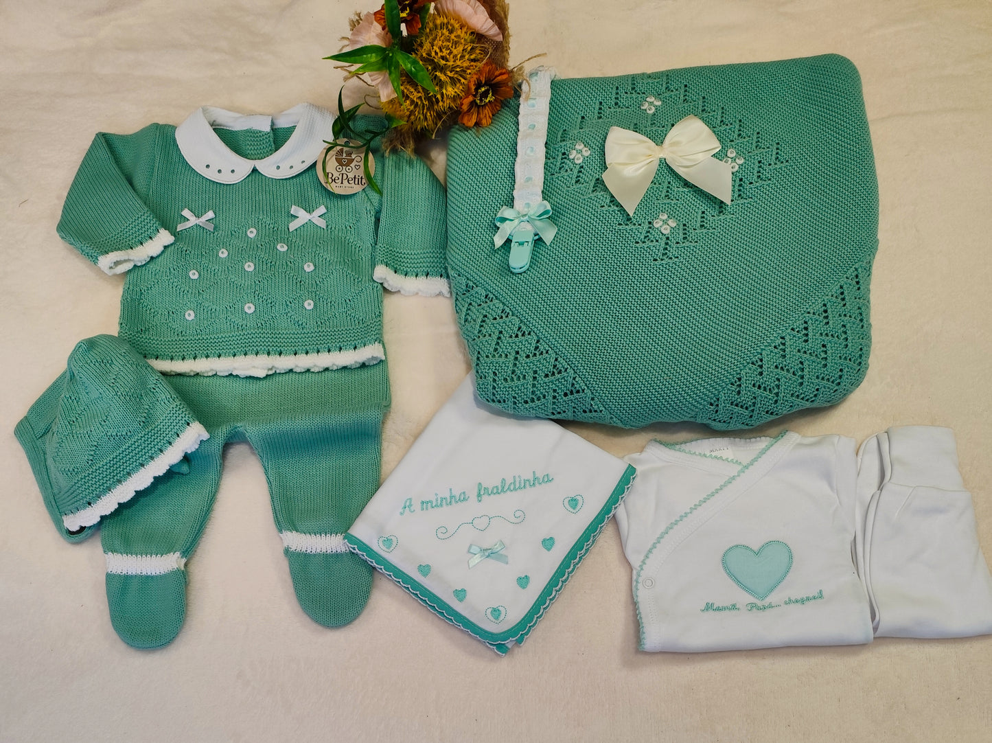 Enxoval saída de maternidade verde