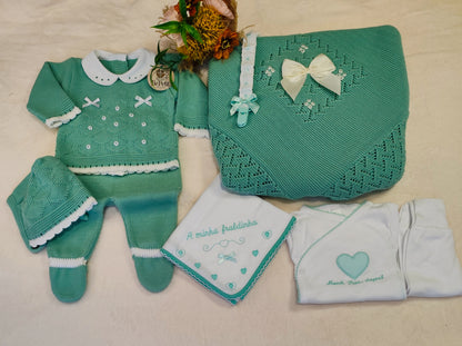 Enxoval saída de maternidade verde