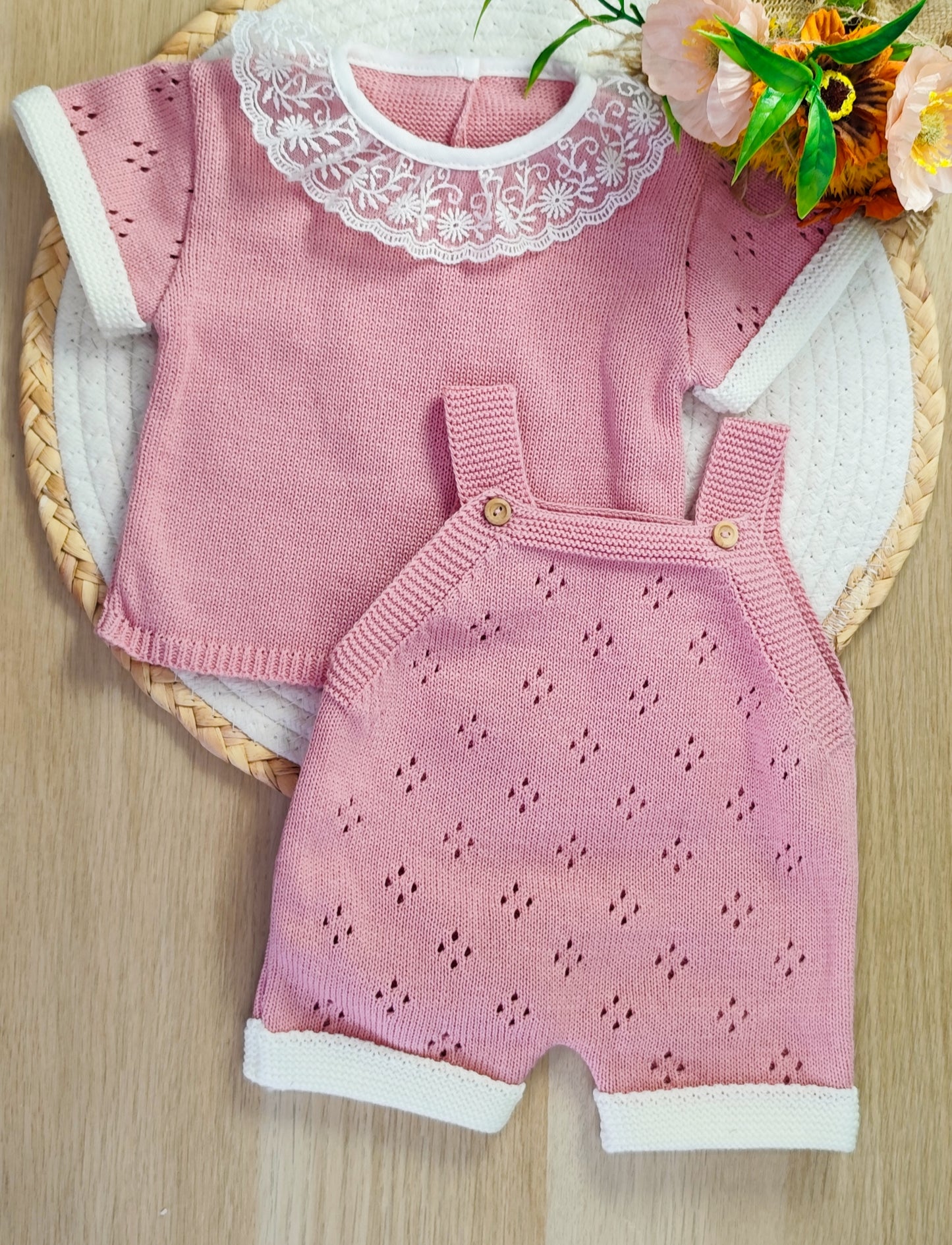 Fofo Tricot Rosa com Gola de Renda