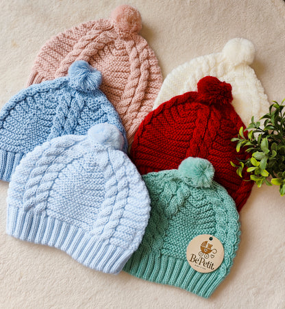 Gorro bebê pompom em malha