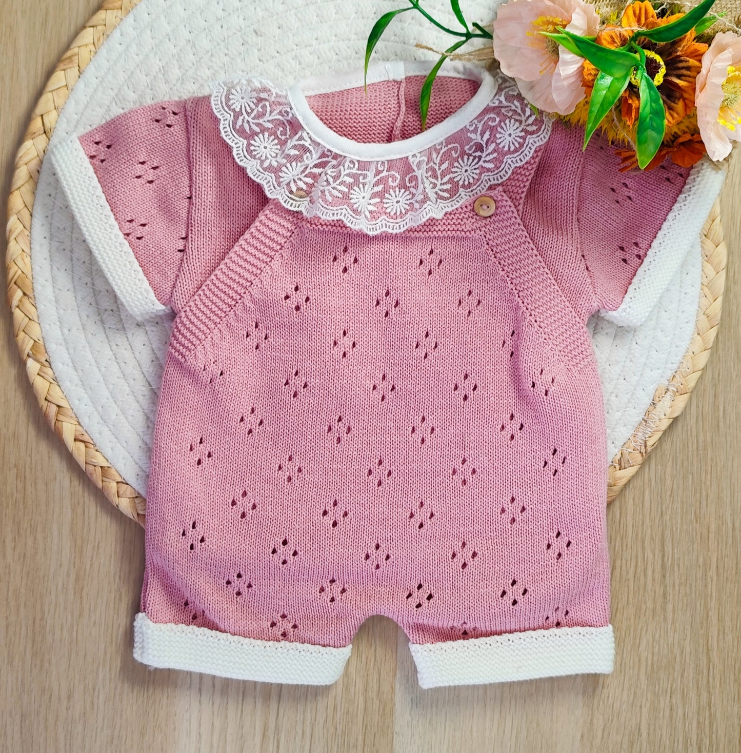 Fofo Tricot Rosa com Gola de Renda