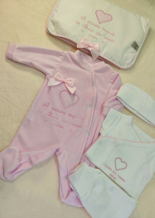Conjunto primeira roupinha amor das nossas vidas Rosa