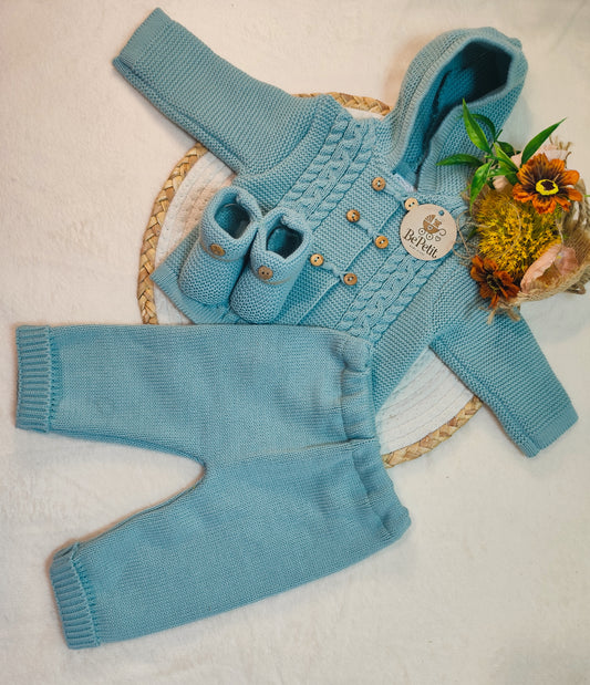 Conjunto com casaco  3 peças