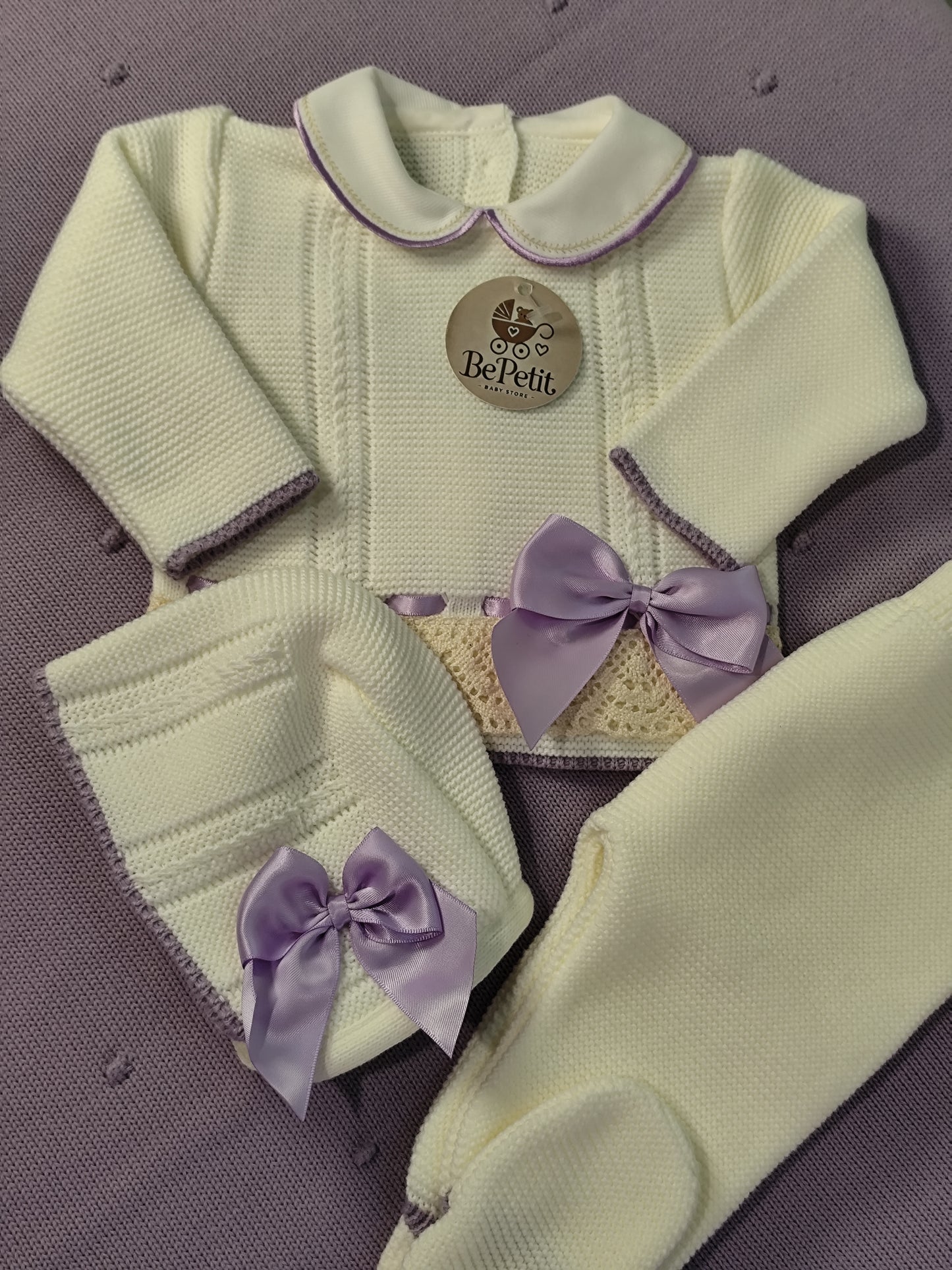 Enxoval saída de maternidade lavanda